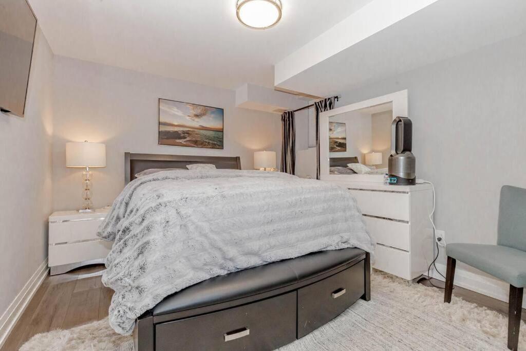 Luxury Basement Apartment In אוקוויל מראה חיצוני תמונה